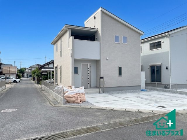 ★31(土)1(日)3(祝)現地見学可能！★近江八幡市八幡町　全2邸の外観|安心の10年保証！外観を美しく保ち、雨水で汚れを落とします！気になることがありましたら、お気軽にお問い合わせください！