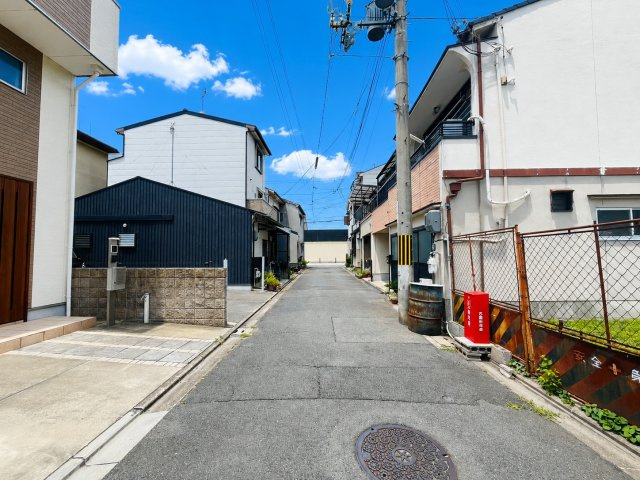 唐橋花園町の前面道路含む現地写真