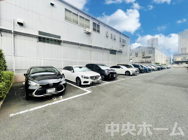 レックス北千住の駐車場|【敷地内駐車場】最新の空き状況や費用などの詳細は担当スタッフまでお問い合わせください。