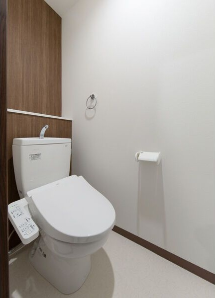 DEVELD荒中のトイレ|コンパクトで使いやすいトイレです