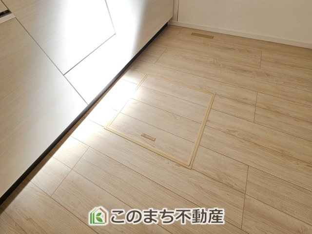 CRADLEGARDEN那須塩原市若草町第9の収納|同社施工物件の写真です。※建具やフローリング、その他仕様が違う場合がございます。