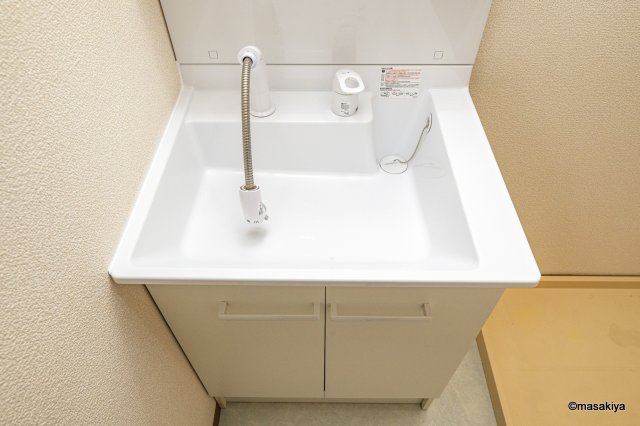 コスモスパーク稲里 WEST　Cの洗面所