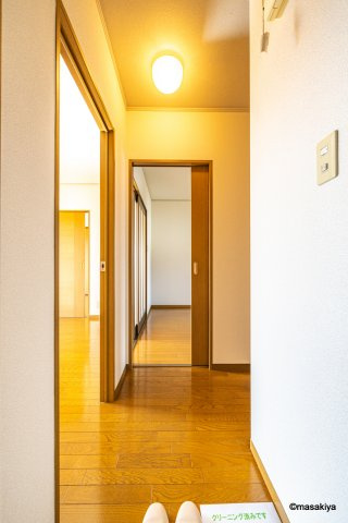 コスモスパーク稲里 WEST　Cの玄関