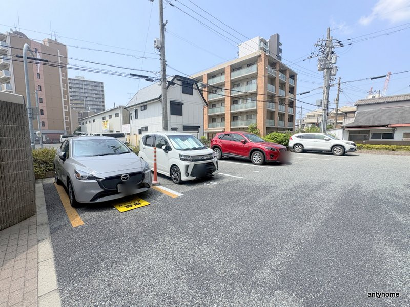 スプランディッド1　仲介手数料無料の駐車場