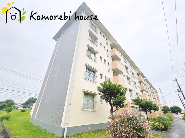 加茂川住宅壱号棟の外観|おしゃれな外観です