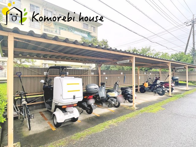 加茂川住宅壱号棟の駐輪場