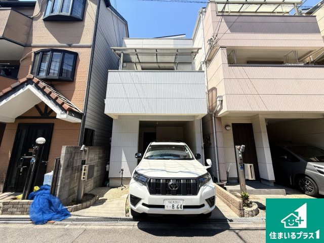 今川４丁目　中古戸建の駐車場