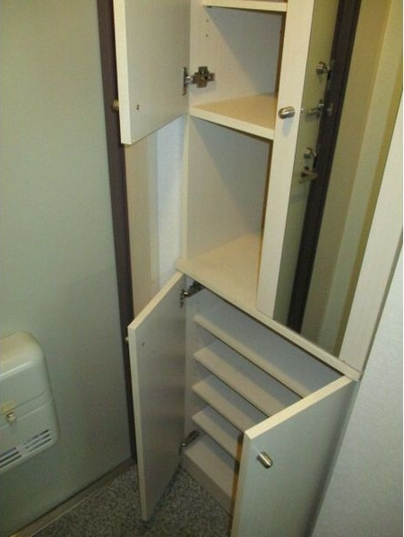 ドルチェ茶屋ヶ坂の玄関