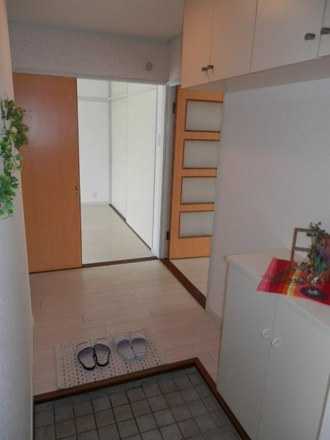 福岡市東区三苫４丁目の賃貸マンションの玄関|物件の画像6