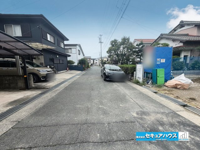 【同施工物件ご案内可能】知多市つつじが丘3丁目の前面道路含む現地写真|事前予約にて現地ご見学いただけます！お気軽にお問い合わせください♪
■株式会社　セキュアハウス■
住宅ローンに強く、知識、経験豊富なスタッフ在籍
お客様に寄り添い、ご成約後もサポート致します