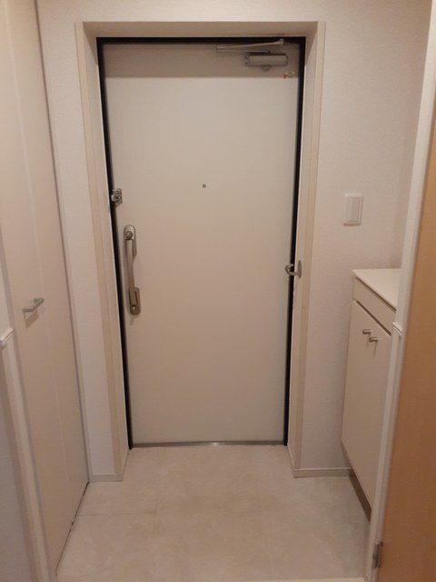 メゾンタレイアの玄関