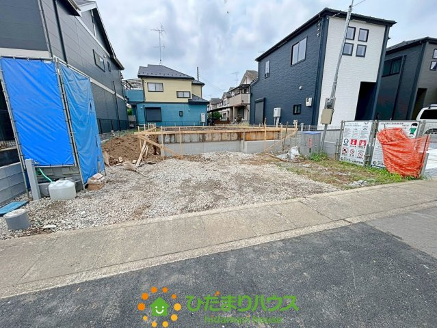 久喜市三箇５期　新築一戸建て　03　グラファーレの駐車場|2026/7/17　撮影