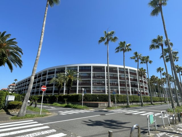 逗子マリーナ８号棟