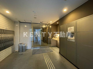 【エントランス】 | 建物の内部です