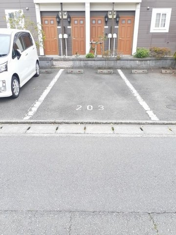 ハーバル２４の駐車場