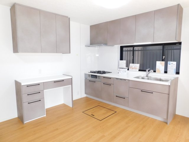 名古屋市港区東蟹田の中古一戸建のキッチン|◇キッチン◇　　システムキッチン新品交換　食洗機・吊戸棚　（２０２６年５月リフォーム済）
