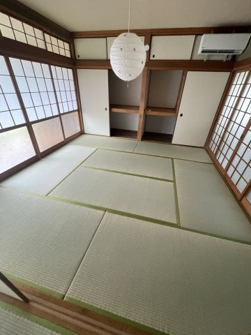 玉名立願寺貸家の居間・リビング