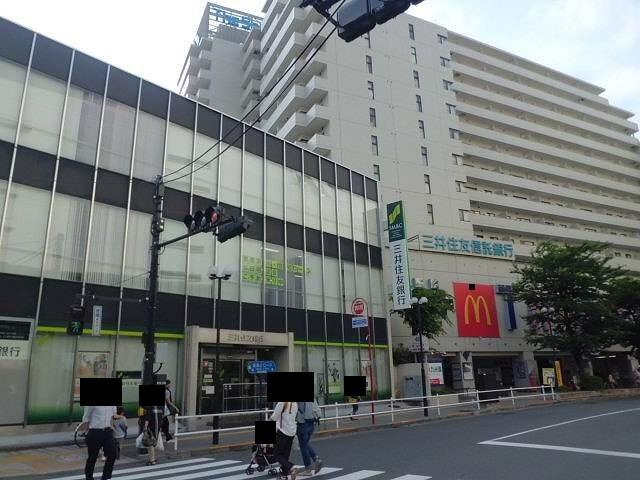 エルピーノの周辺