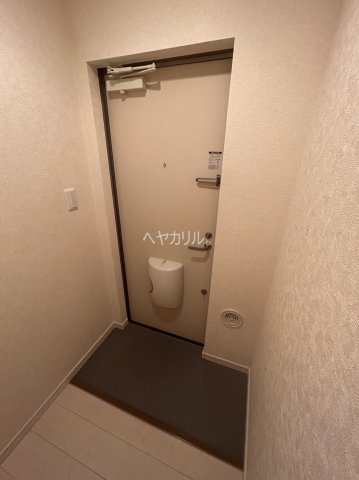 【玄関】 | Ｗｉｎｄｙ　Ｈｉｌｌｓ　横浜吉野町 | 同建物別部屋参考
