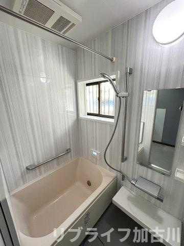 阿弥陀町貸家の浴室