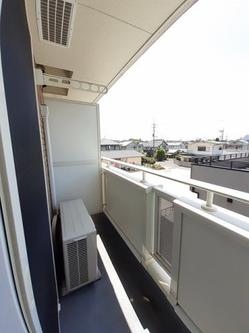 セレーノふくい　弐番館のバルコニー