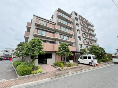 【外観】 | 東急ドエル・アルス泉北深井 | 暮らしやすい３LDK！
穏やかな光が差し込む室内には、穏やかな時間が流れます。休日には、落ち着いた空間で自分の趣味を楽しむのはいかがですか。
