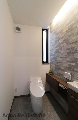 高松市多肥上町の新築一戸建のトイレ|トイレです