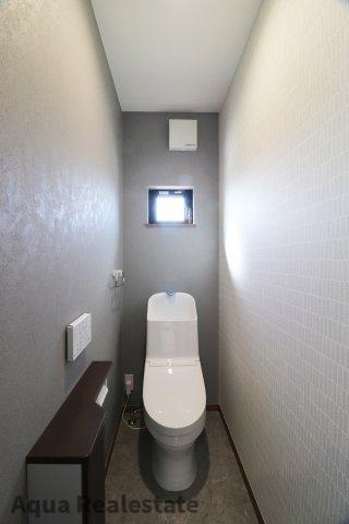 高松市多肥上町の新築一戸建のトイレ|シンプルで使いやすいトイレです