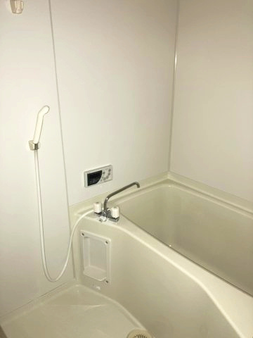 エスポワール出来島の浴室
