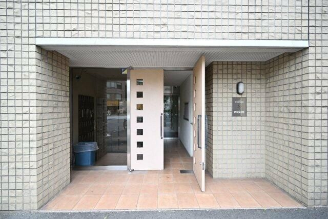 ソリテア四谷荒木町のエントランス