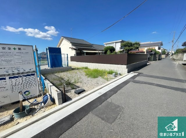 堺市東区菩提町　新築一戸建ての前面道路含む現地写真|周辺は落ち着いた街並みの住宅地！子育てがしやすい住環境です！まだ未完成ですが、現地でしかわからない事もございます。是非一度ご覧ください。