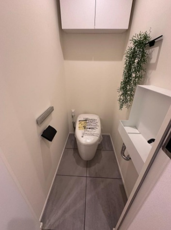 サンクタス三軒茶屋タイムズヴィレッジのトイレ|サンクタス三軒茶屋タイムズヴィレッジ：ウォシュレット機能付きタンクレストイレです！