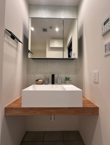 サンクタス三軒茶屋タイムズヴィレッジの独立洗面台|サンクタス三軒茶屋タイムズヴィレッジ：洗面化粧台画像です！