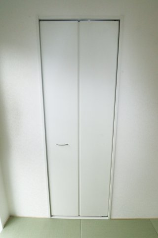 郡山市大槻町字針生金畑　　　３号棟　　　柴宮小学校、郡山第１中学区の収納