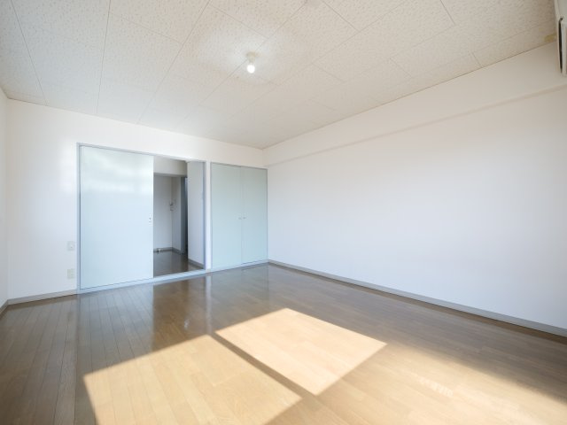 コープエスポワールⅠ棟の内装|※写真は別の部屋のものです。