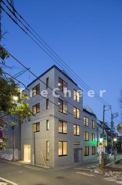 88A1池袋の外観