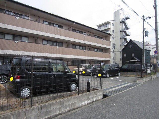 【駐車場】