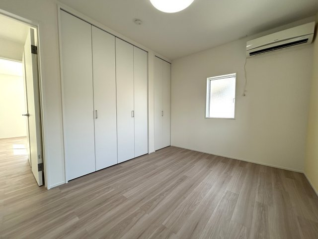 新潟市中央区水道町2丁目の洋室