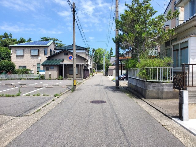 新潟市中央区水道町2丁目の前面道路含む現地写真