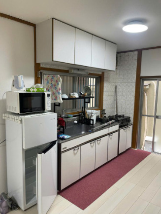 田口2丁目　中古一戸建てのキッチン|■物件内覧・資金計画相談・住宅ローン相談、リフォーム相談、お問合せ受付中■
※当日・翌日のご内覧、ご相談はお電話でのお問合せがスムーズです！