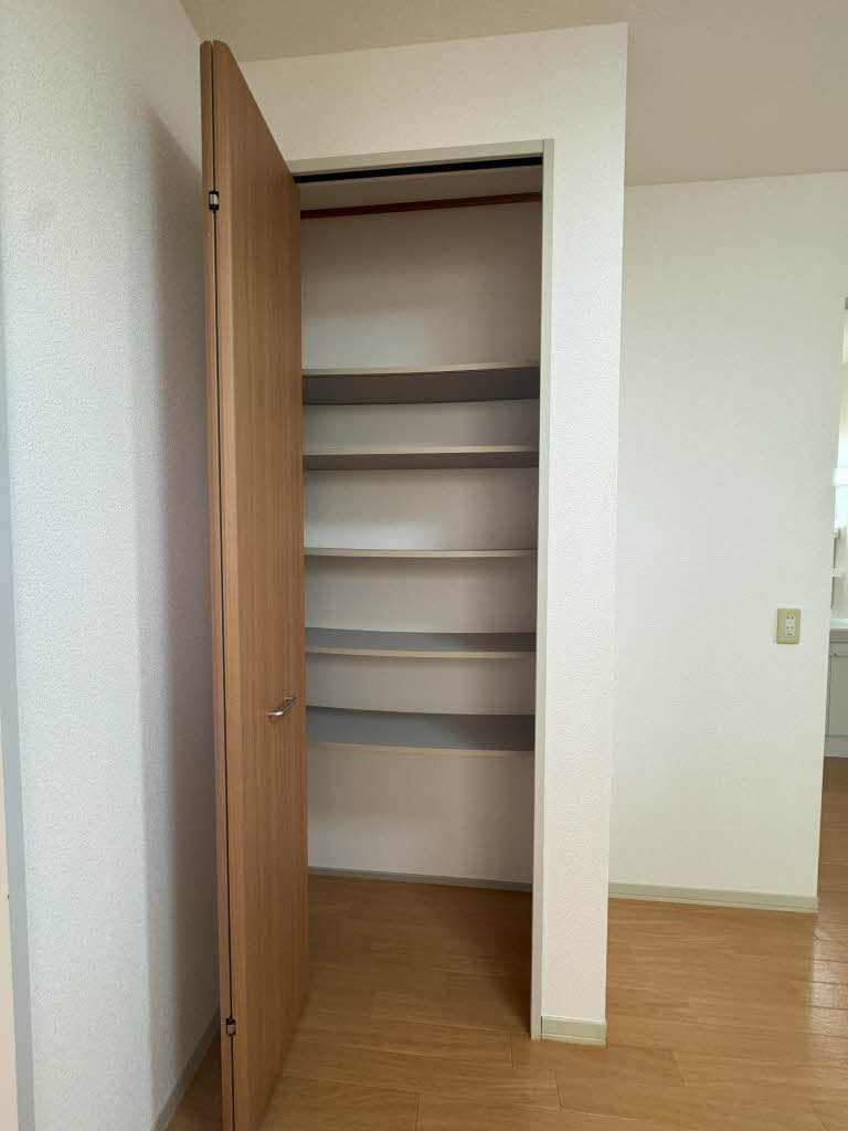 エスハイツの収納
