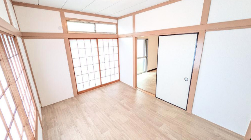 土地/新座市野寺３丁目の内装|明るい一室