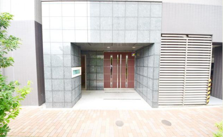 日神デュオステージ蓮根のエントランス