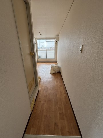 プレアール大和田の玄関