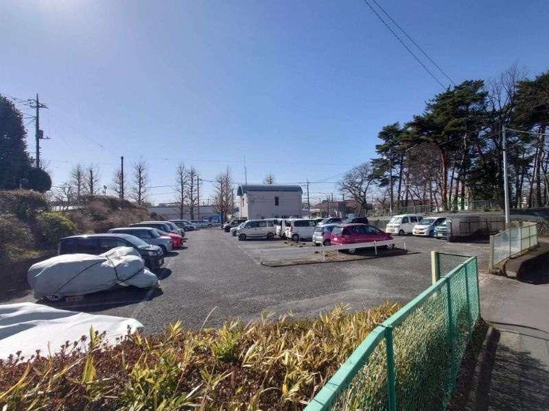 清瀬市旭が丘２丁目の賃貸マンションの駐車場