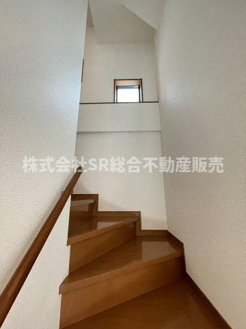 末広町中古戸建の内装|当日予約も大歓迎です！土日祝、雨の日やお子様連れのお客様の送迎も可能ですのでお気になさらずお問合せ下さい。お仕事終わりのお時間にも柔軟に対応致しますのでお気軽にお申し付け下さいませ。
