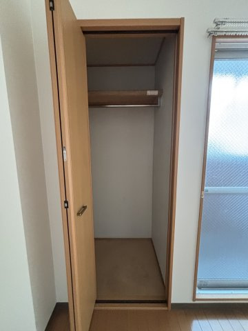 プチシャトー寺田の収納