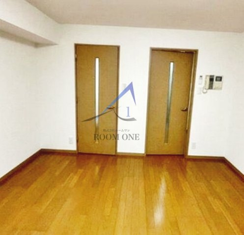 ルーブル早稲田弐番館の居間・リビング|洋室のお部屋です。