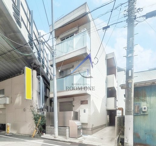 クレスタ