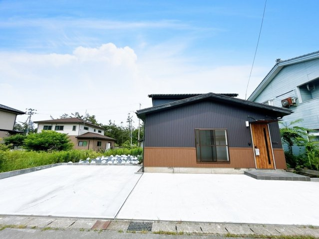 柏崎市荒浜１丁目　戸建て